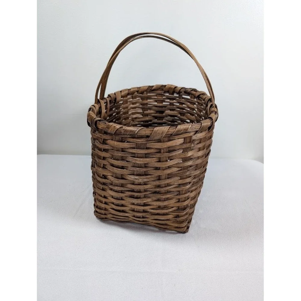 Antique Splint Oak Wood Basket 15.5